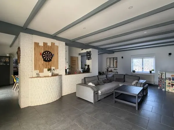 Maison 5 pièces 145 m²