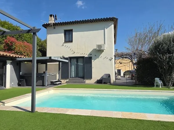 Maison 4 pièces 122 m²