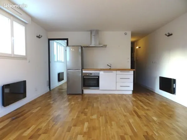 Charmant T2 avec terrasse privative - Saint-Cyr-sur-Loire