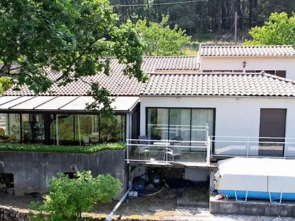 Maison 5 pièces 185 m²