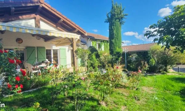 Maison 8 pièces 182 m²