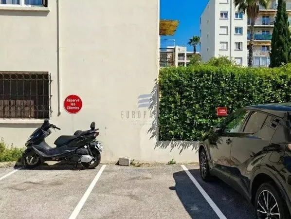 Stationnement Vente Cagnes-sur-Mer   15000€