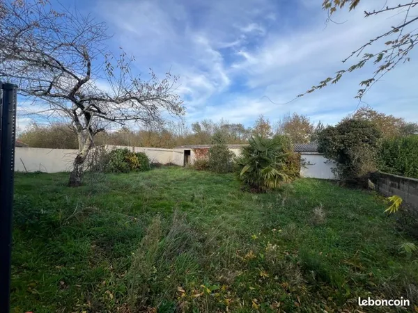 Terrain 346m² BOUGUENAIS