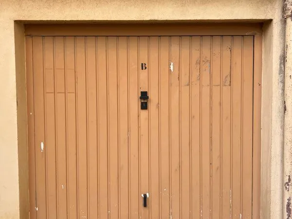 Garage à vendre - Quartier La Loubière