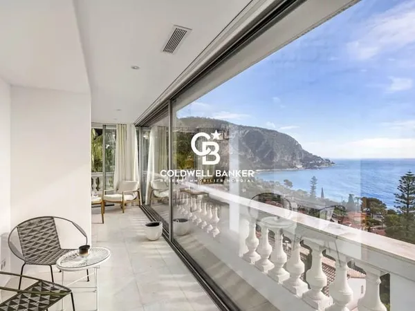 Èze Bord de Mer - Élégante Villa d'Architecte & Panorama Méditerranéen