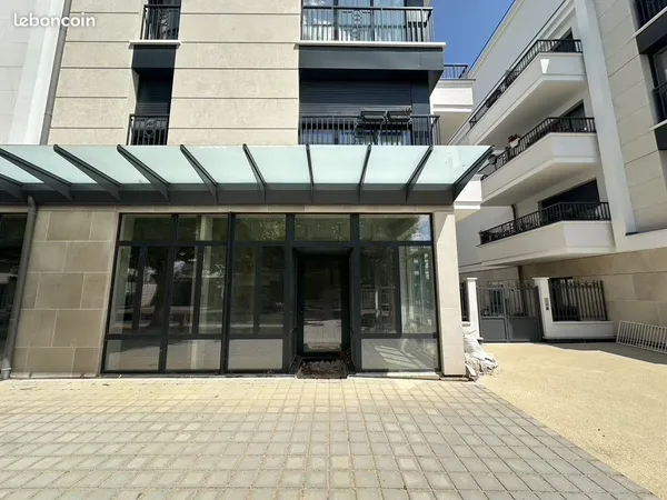 Local 35 m² Saint-Maur-des-Fossés