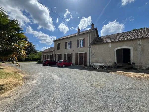 Longère 9 pièces 245 m²