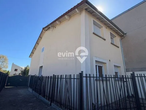 Immeuble 221 m²