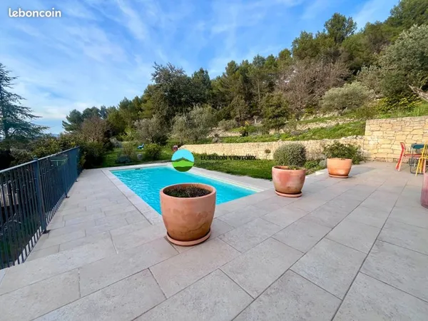 Maison 4 pièces 165 m²