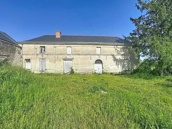 Maison de 6 pièces de 300 m² à Saint-Macaire-du-Bois