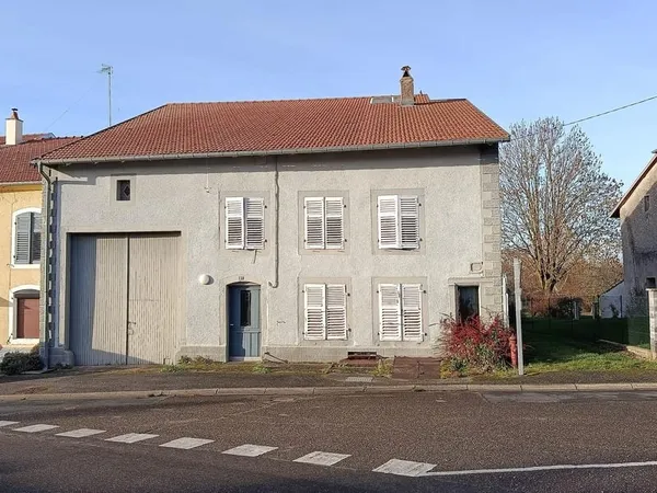 Maison avec jardin