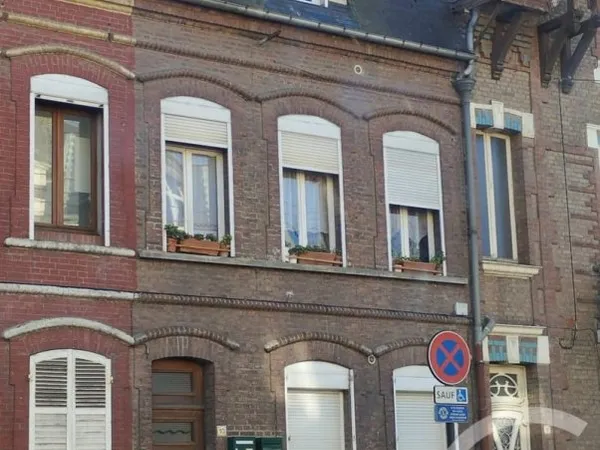 Immeuble de rapport 1 pièce 100 m²