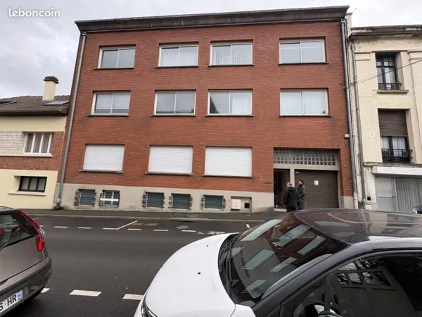 Bureaux 563 m²