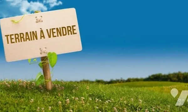 Terrain 895 m²