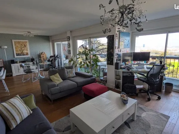 T4 standing 86m2 / balcon vue imprenable / cave / résidence Pitance verdoyante (garage en sus)