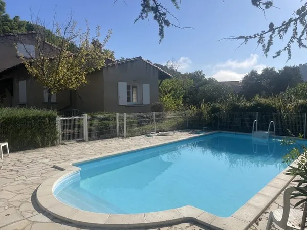 Maison Vente Clermont-l'Hérault 4p 125m² 410000€