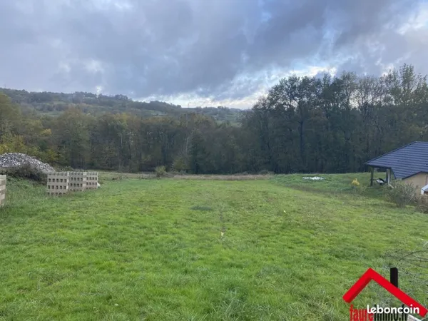 Terrain 2040 m² Brignac-la-Plaine