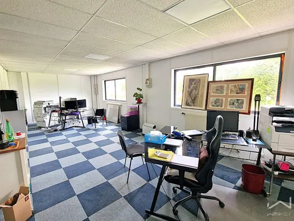 Bureaux 2 pièces 80 m²