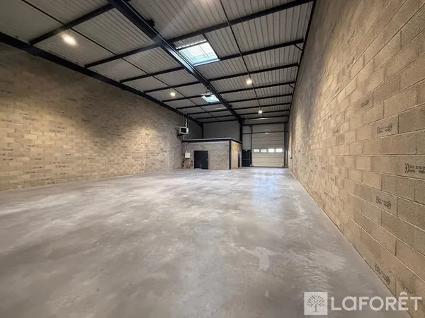 Ocal d'activité neuf 288 m² à Meistratzheim