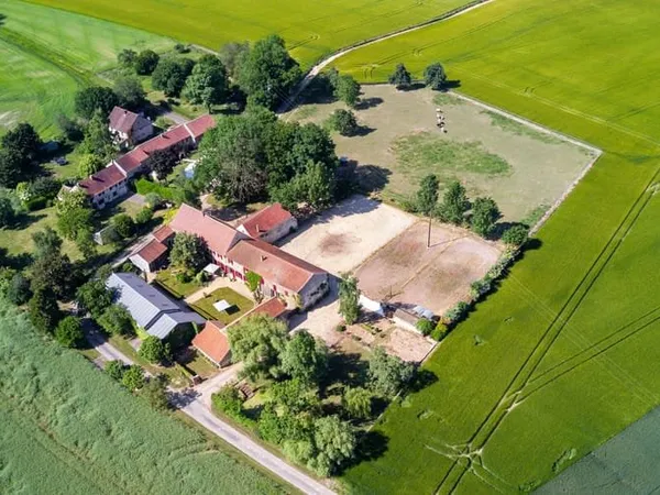 Maison 10 pièces 400 m²