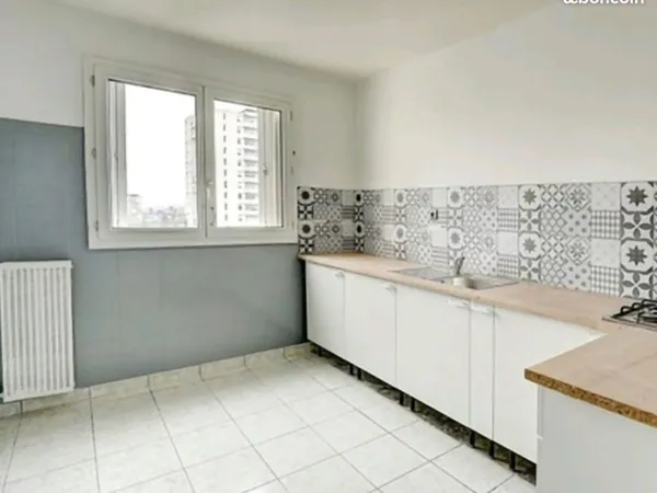 Appartement T4 au 7 ème étage
