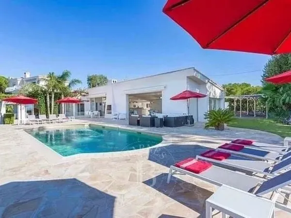 CANNES CROIX DES GARDES - VILLA CONTEMPORAINE - 6 CHAMBRES