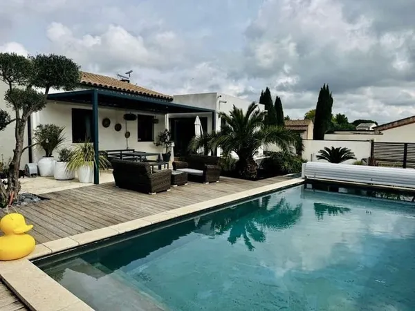 Villa 6 pièces 185 m²