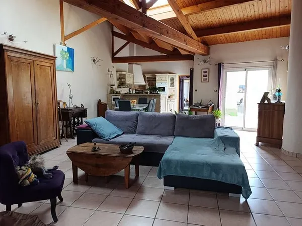 Maison de plain-pied 4 pièces 106 m²