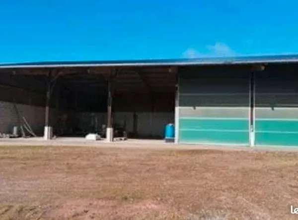 Local d’activité et entrepôt Location Souleuvre en Bocage   45€