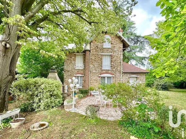 Maison 7 pièces 147 m²