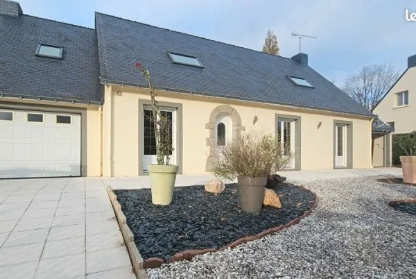 Propriété 6 pièces 233 m²