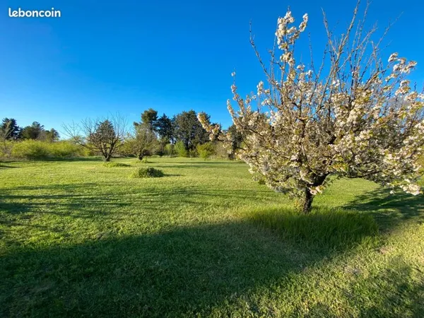 L'isle sur la Sorgue Terrain constructible