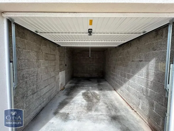 Stationnement Location Saint-Nazaire   105€