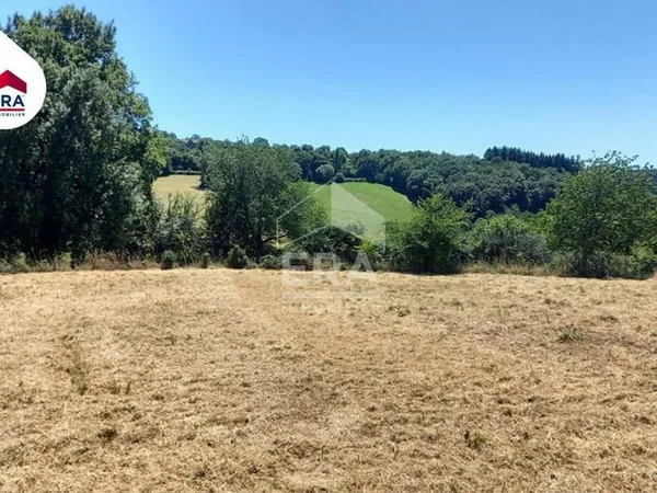 Grange et dépendance à rénover