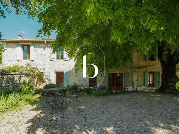 Maison 5 pièces 170 m²