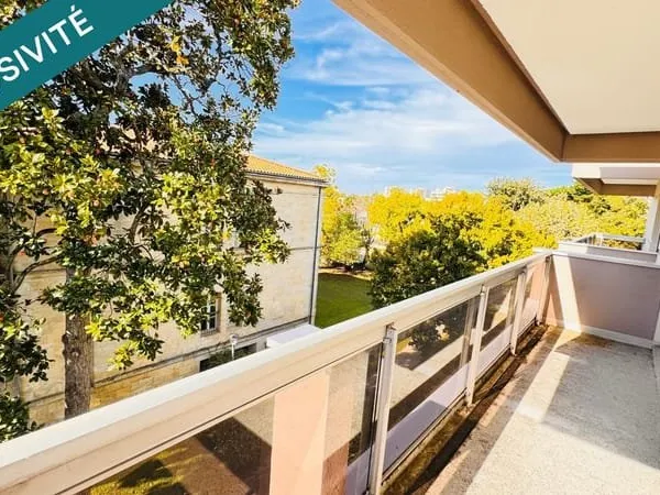 Bordeaux Caudéran - Secteur Pasteur - T3 de 67m2 lumineux avec deux chambres et deux terrasses