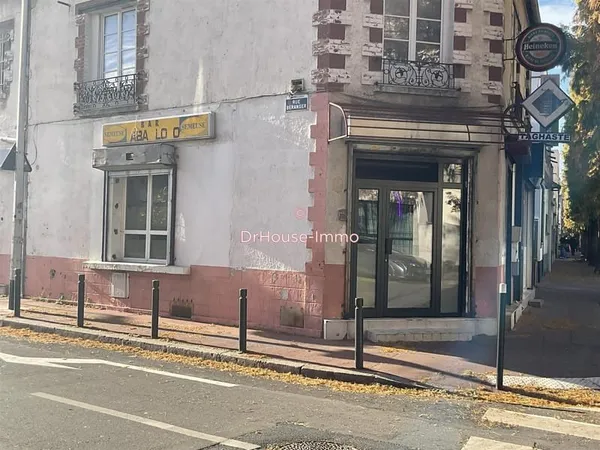 Mur De Bar Brasserie Restaurant