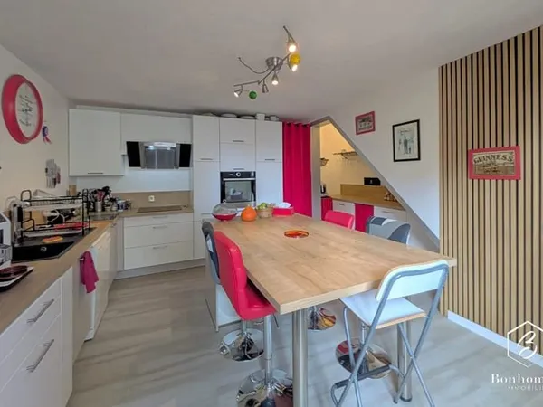 Maison 5 pièces 165 m²