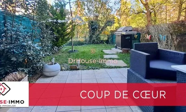 REZ DE JARDIN-3 PIECES - CAVE ET PLACE DE PARKING PRIVATIVE