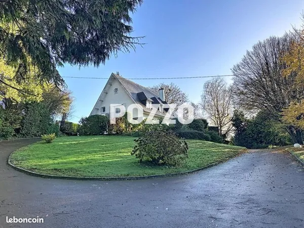 Propriété 10 pièces 270 m²