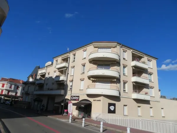 Jeanne d'Arc - T3 avec balcon et parking