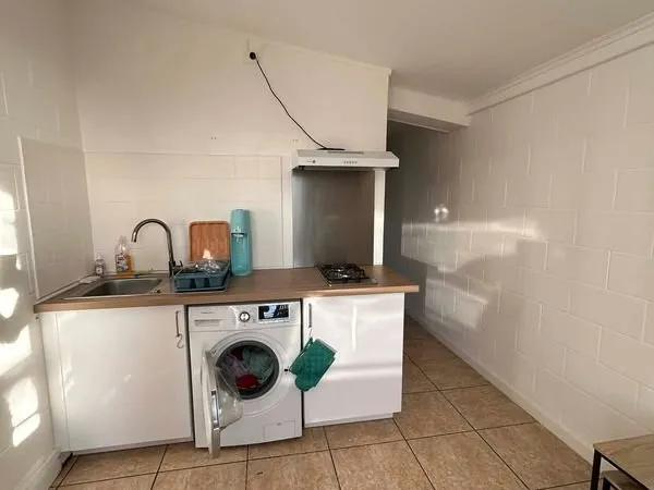 Sous location studio bernica