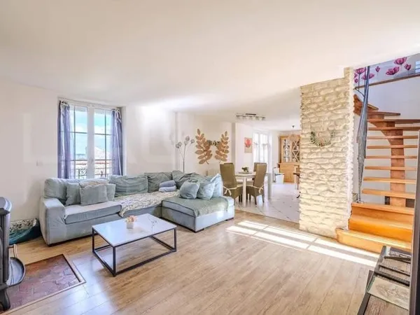 Maison 6 pièces 146 m²