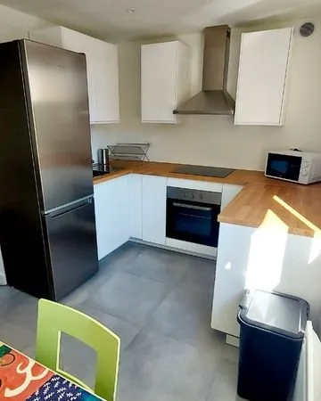 Chambre meublée tout compris très proche de l'UGA
