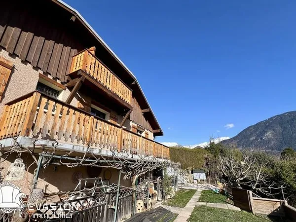 Maison 6 pièces 150 m²