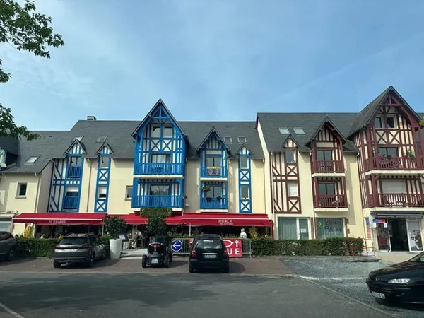 Saint-Arnoult - Opportunité d'investissement : 3 pièces - 60m2 - Prix 265 000