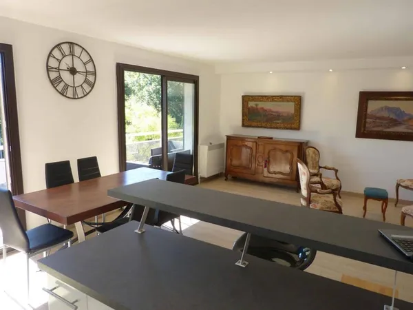 Appartement 4 pièces 89 m²
