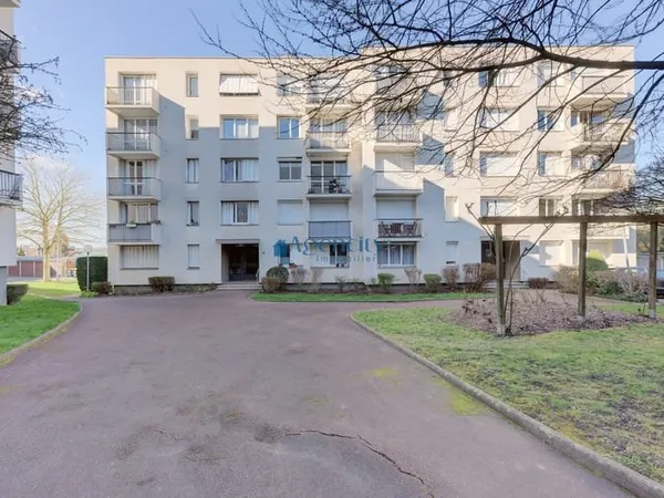 3 PIÈCES À NOISY-LE-GRAND - EMPLACEMENT IDÉAL À DEUX PAS D