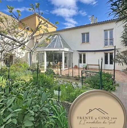 Maison de ville 4 pièces 248 m²