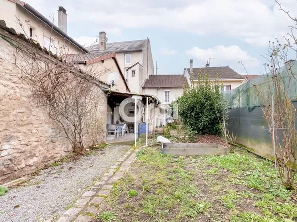 Maison 4 pièces 102 m²
